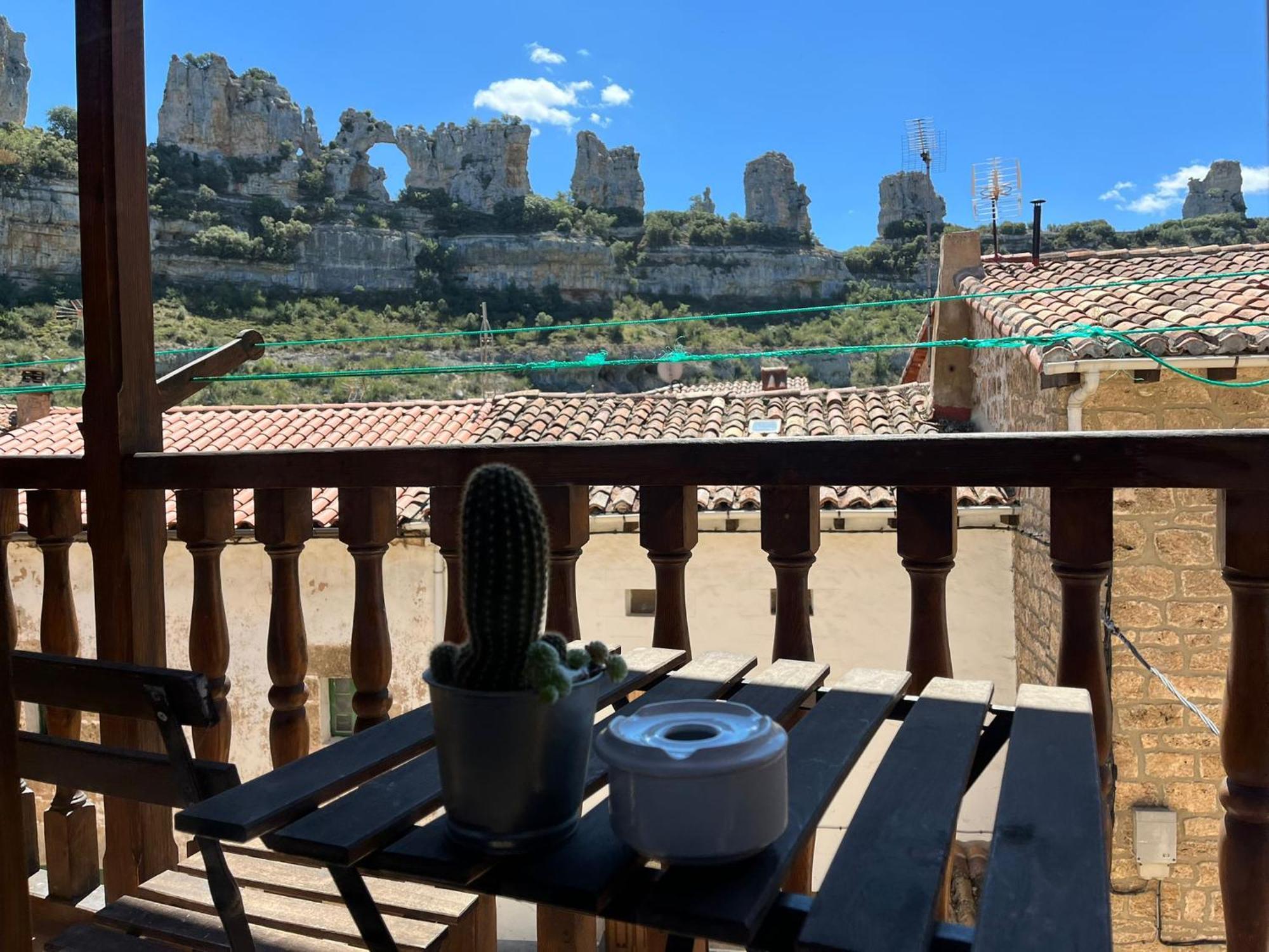 La Milana, Orbaneja Del Castillo Esterno foto